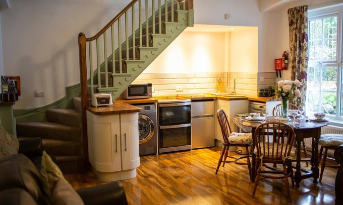 Haverfordwest Cottage | Seymour, Johnston - Two Bedroom Cottage, Sleeps 4