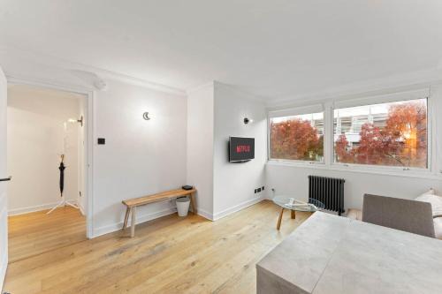 Fitzrovia Apartment | SG, Classic Oxford Street Central London Apartment