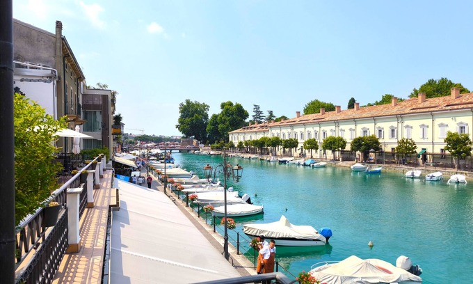 Peschiera del Garda City Centre Apartment | SG Luxury - My Island Stay