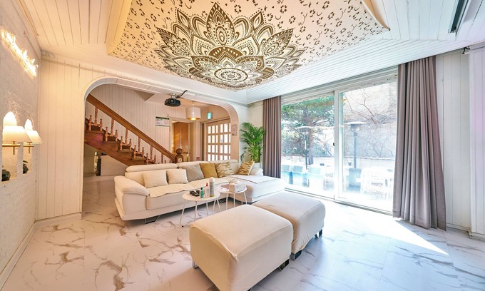 Seongbuk-dong House | SG Tailored Serviced Home 5min walk from metro