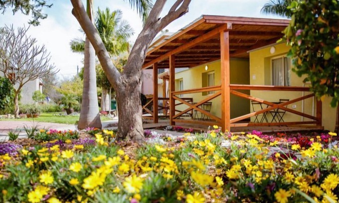 Sha'ar HaGolan House | Shaar Hagolan Kibbutz Country Lodging