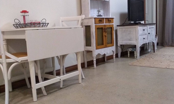 Mawson Lakes Apartment | Shabby Chic Hideaway 2 BR apartment - Adelaide/Barossa gateway!