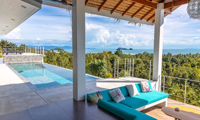 Hin Hong House | Shades of Blue - Tropical chic sea view villa