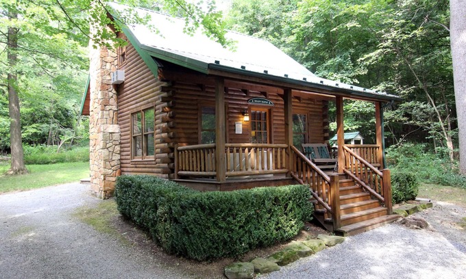 Millersburg Cabin | Shady Maple at Tranquil Acres