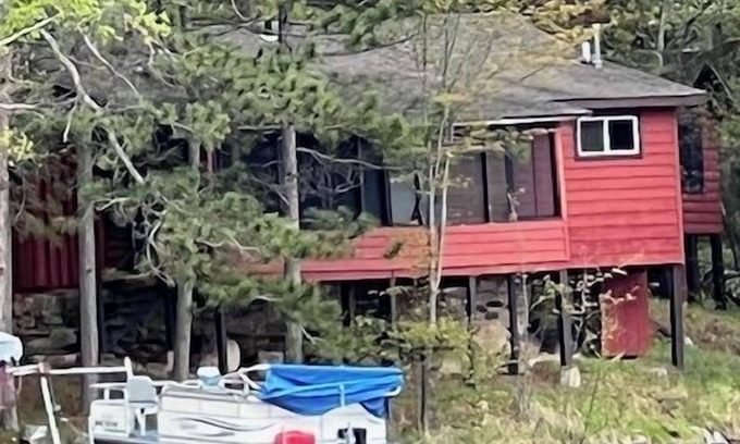 Rhinelander Cabin | Shady Rest Cabin #5, Waterfront, Sand Beach, 2BD/2BTH, Playground, Firepit