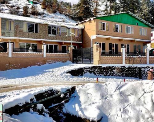 Auli Bed & Breakfast | Shail Shikhar Heritage Inn