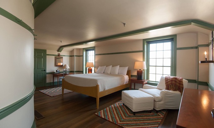 Shakertown Hotel | Shaker Village of Pleasant Hill