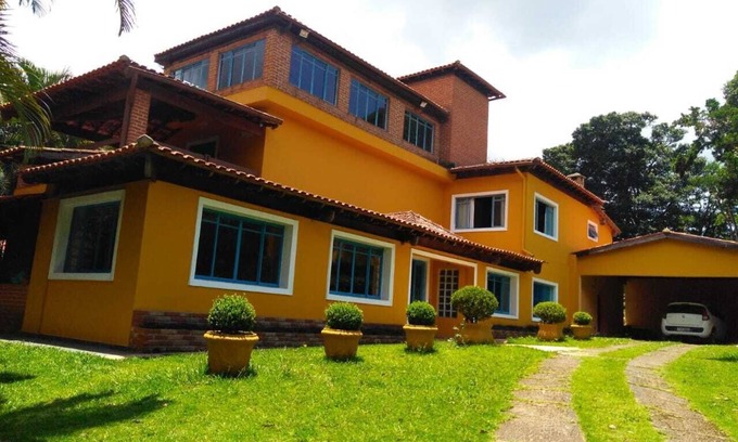 Mairinque House | Shalom Adonai Finca