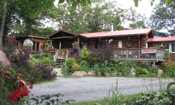 Trent Lakes Bed & Breakfast | Shambhala Bed and Breakfast