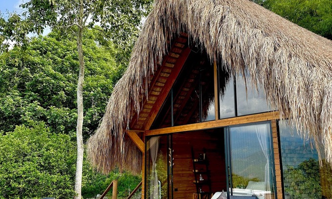 El Colegio Cabin | Shambhala El Retiro Ecohotel. Privacidad y Exclusividad Cerca a Bogotá