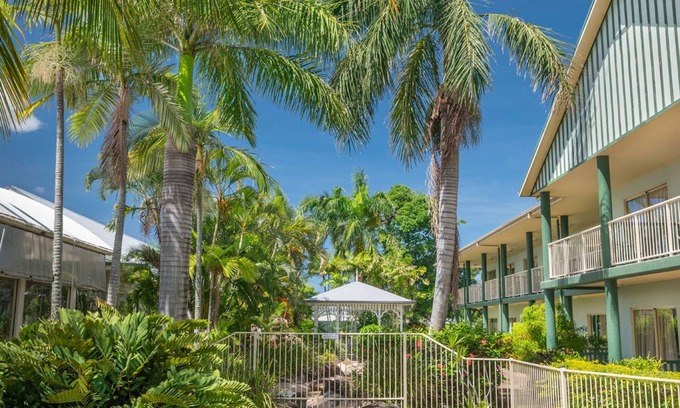 West Mackay Hotel | Shamrock Gardens Motel