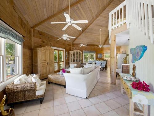 Governor's Harbour House | Shangri-La home