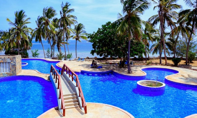 Mombasa Apartment | Shanzu Beachfront Apartments by CHH