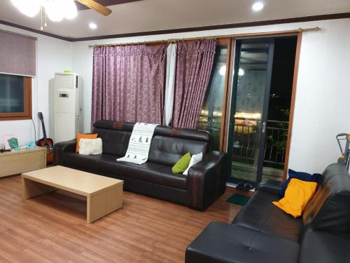 Pyeongtaek House | Shared house