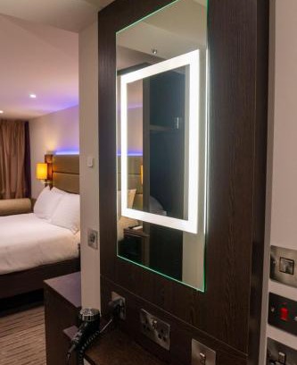 Bedford Hotel | SHARNBROOK INN Hotel Restaurant Bar Perfect For Santa Pod