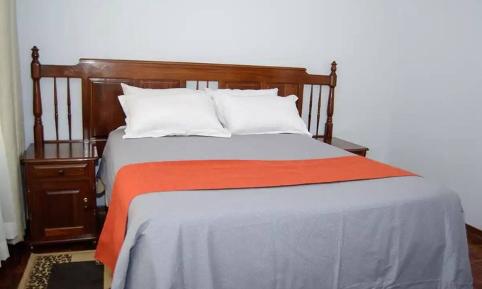 Harare East House | Sharon @ Las Palmas Guest House