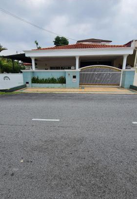 Rahang Kecil House | sharonhomestay
