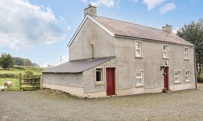 Kells Cottage | SHAWS HILL FARMHOUSE, family friendly in Kells, County Antrim
