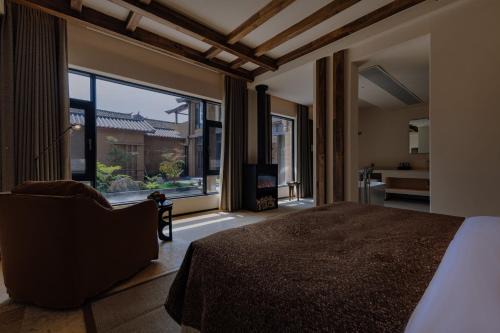 Shaxi Hotel | Shaxi Fengyasong Village Hotel