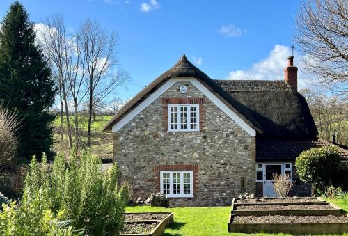 Chard House | Shedrick Cottage