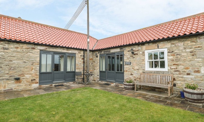 Brancepeth Cottage | SHEEP PEN COTTAGE, family friendly, with a garden in Durham