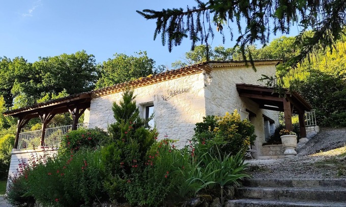 Tournon-d'Agenais House | Sheepfold renovated with charm