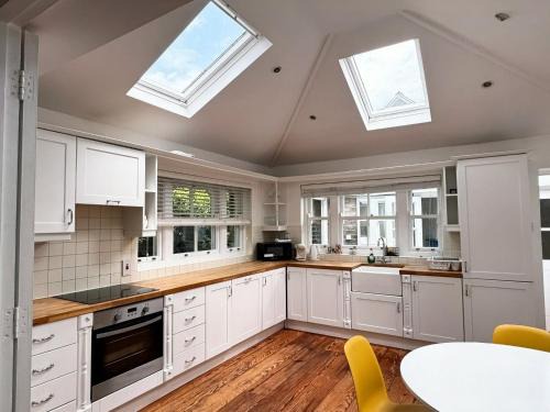 Ballsbridge House | Shelbourne Cottages by RDS&AVIVA