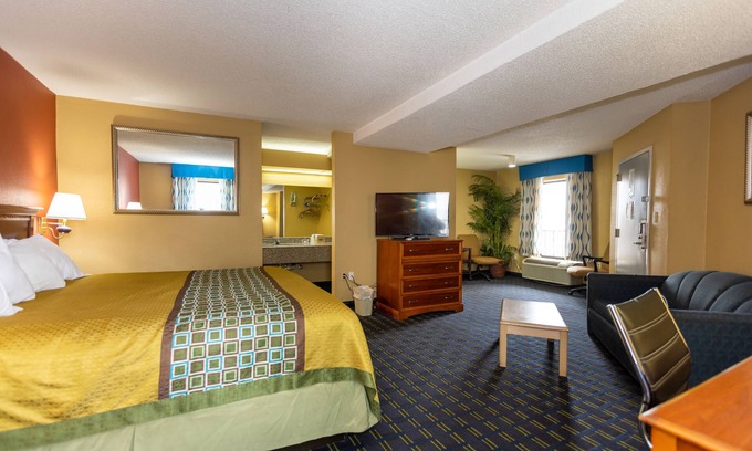 Ellendale Hotel | SHELBY INN