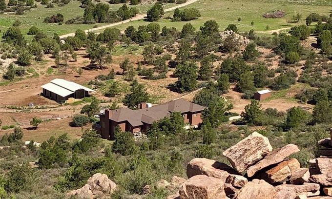 Williamson Apartment | Shelter in Nature - A gateway to Arizona's wonders. A rare gem near Prescott, AZ