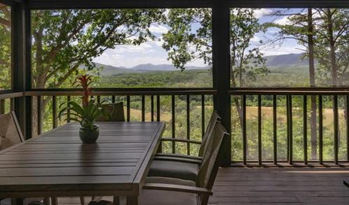 Goshen House | Shenandoah Retreat - Family Home