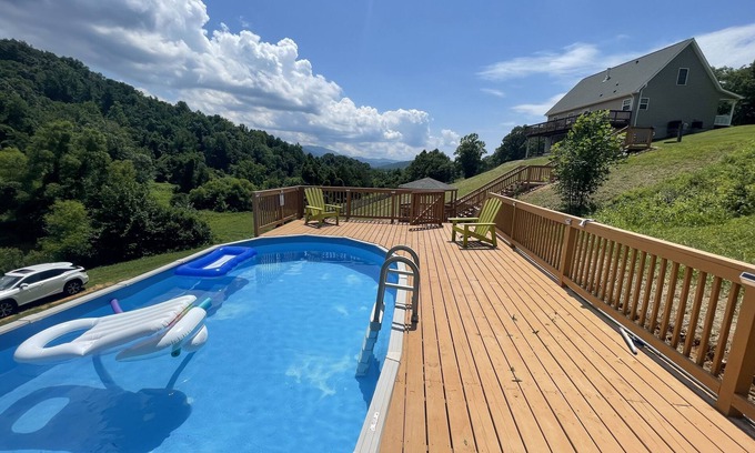 Luray Other | Shenandoah Serenity - Luxurious Mountain Cabin - Swimming Pool, Spa, Jacuzzi!
