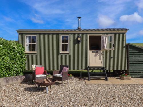 Crediton House | Shepherds Bliss