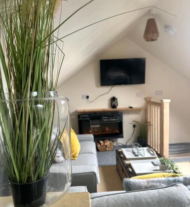 Much Birch Apartment | Shepherds Hut