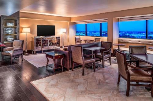 Houston Hotel | Sheraton North Houston at George Bush Intercontinental