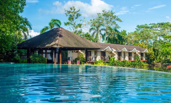 Oton Resort | Sheridan Boutique Resort