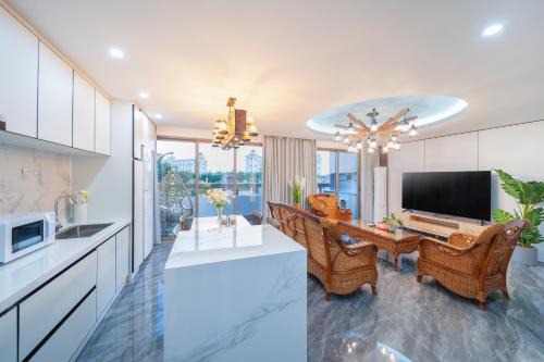 Tianya District Apartment | Shiguanghui