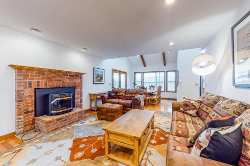 Port Ludlow House | Shine Road Retreat