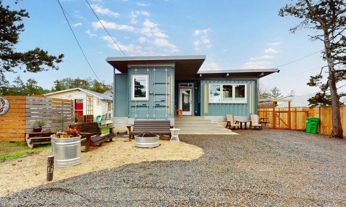 Pacific City House | Shipwreck