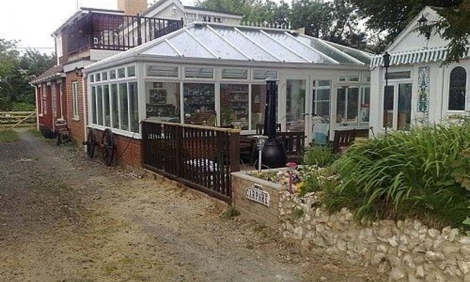 Farley Bed & Breakfast | Shiralee Bed & Breakfast