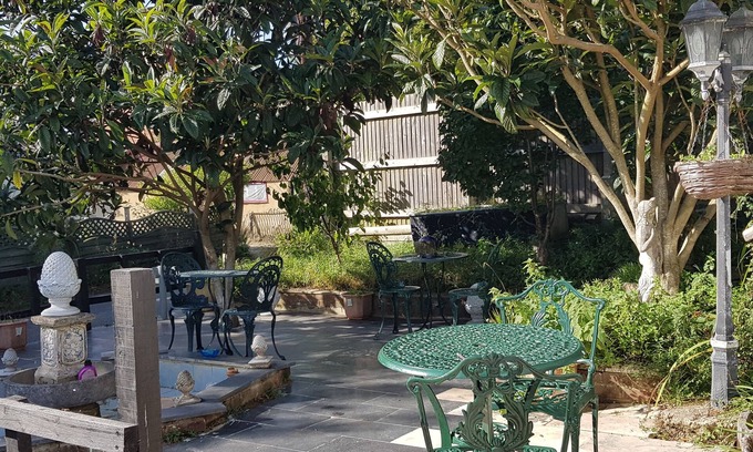 Farley House | Shiralee Holiday Home