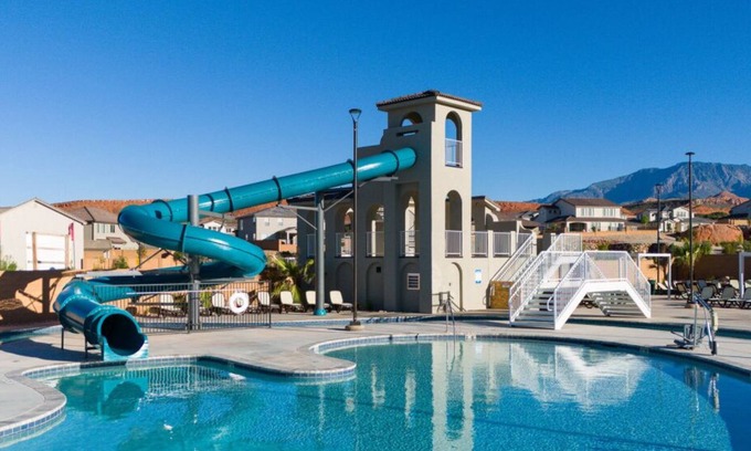 Washington House | Shishir · Modern 3 BD 2.5 BA Sleep 10 Perfect t for Families
