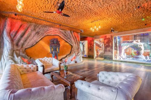 Alto de Porvorim Villa | Shivaaz Villa - Celebrity 4BHK Luxury Villa in Goa with Private Pool