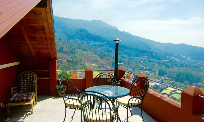 Burhanilkantha House | Shivapuri Heights Cottages