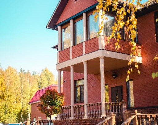 Ilyinskoye Hotel | Shmel House