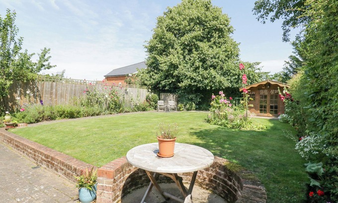 Friston Cottage | Shoemakers Cottage, Friston