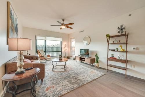 Springfield Apartment | Shop, Dine and Explore Gem 7 Mi to Dtwn Springfield