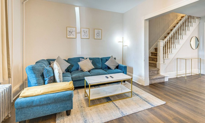 Stroudsburg House | Shop & Dine: Central Stroudsburg Townhome!