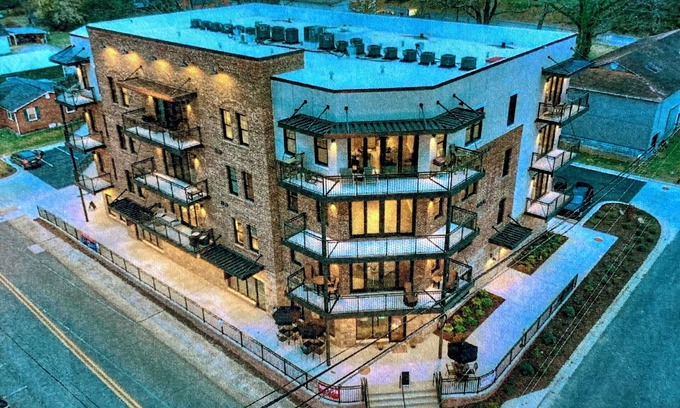 Blue Ridge Condo | SHOP, DINE, UNWIND…All In Downtown Blue Ridge!