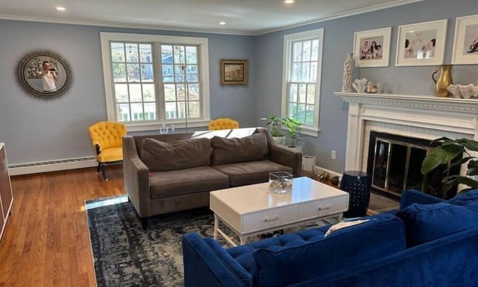 Old Greenwich House | Shorelands home near water & town, vacation vibes
