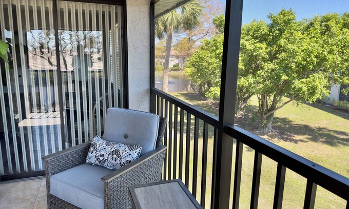 Trailer Estates Apartment | Shorewalk HC condo 2 Bedroom/2 Bath-near Beaches, IMG, Pool, Tennis, Pickleball
